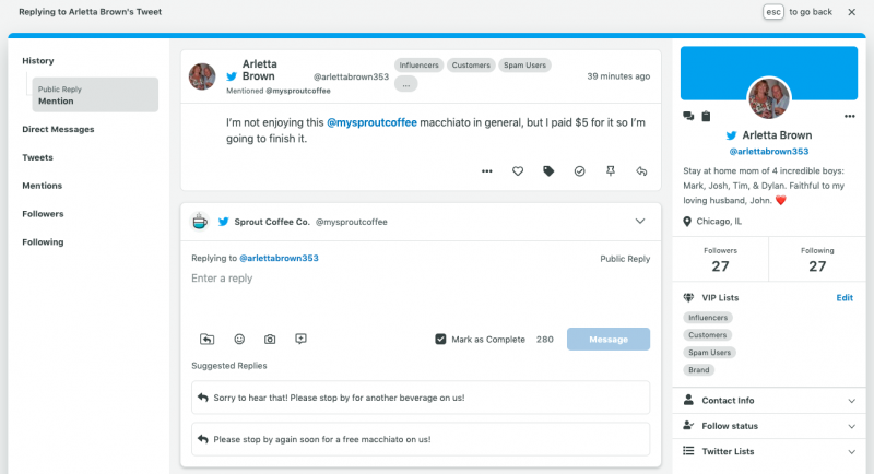 Una captura de pantalla de las respuestas sugeridas en Sprout Social. Estas herramientas pueden acelerar el tiempo de respuesta de sus redes sociales y reducir el tiempo dedicado a escribir mensajes manuales.