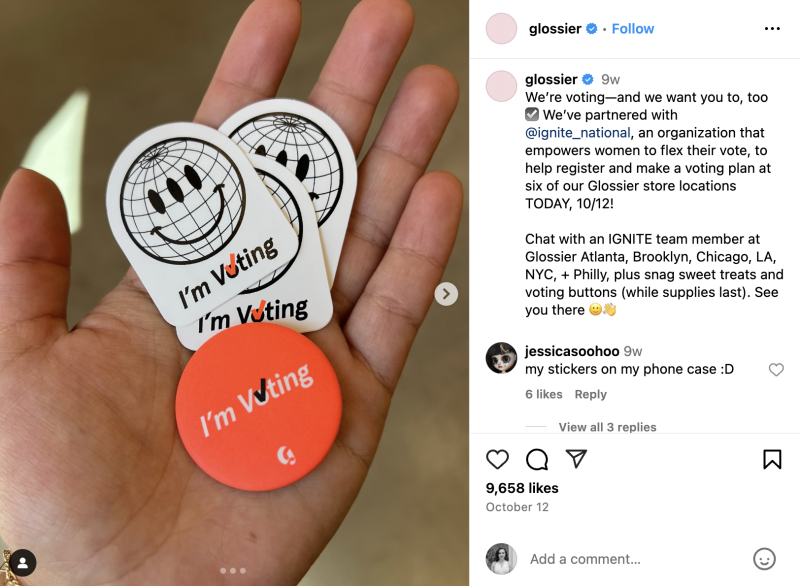   Una publicació d'Instagram de Glossier sobre el seu 'I'm Voting" stickers and campaign, and their partnership with Ignite National 