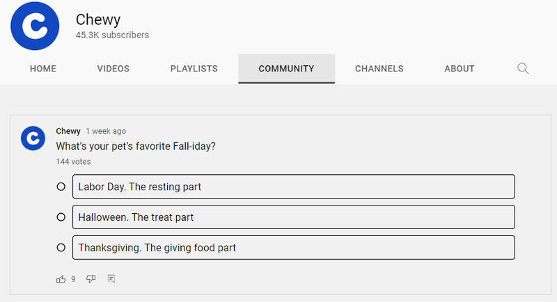Esempio di un brand che utilizza la scheda di gestione della community di YouTube per sondare gli spettatori.
