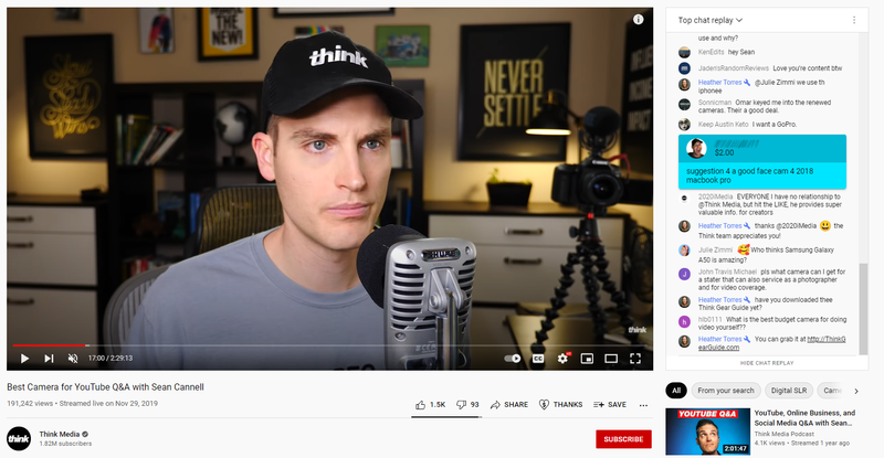 Screenshot di un video di domande e risposte di YouTube con chat dal vivo.