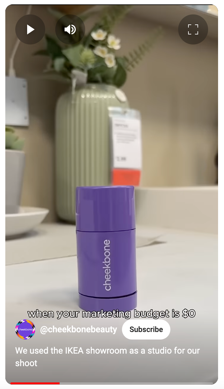   Cheekbone Beauty'den YouTube Kısa Videosu, TikTok'tan yeniden tasarlandı.