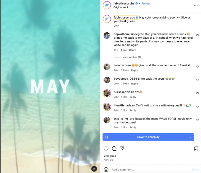  Fabletics Scrubs Instagram gönderisi, plajın yanındaki turkuaz sulardaki palmiye ağaçlarının gölgesini ve şunu okuyan metin katmanını içeriyor:"May" and caption that reads "May color drop arriving soon (eyes emoji) Give us your best guess.&rdquo;