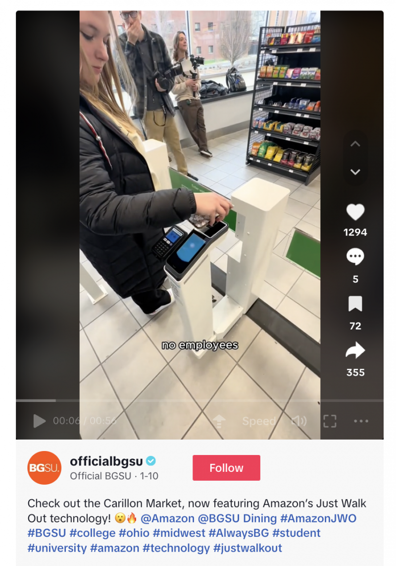   TikTok videozapis državnog sveučilišta Bowling Green koji prikazuje Amazonovu tehnologiju Just Walk Out u Carillon Marketu, studentskoj blagovaonici.