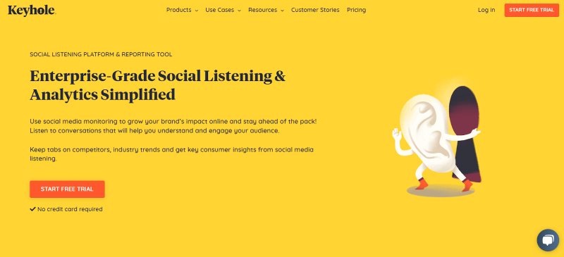 El sitio web de Keyhole, una plataforma de escucha social, presenta una oreja de dibujos animados que sostiene el ojo de una cerradura abierta, lo que sugiere el uso de monitoreo de redes sociales para obtener información clave sobre las audiencias. El sitio web se jacta de que su software de escucha social puede ayudar a las marcas a mantenerse a la vanguardia al comprender e involucrar a sus audiencias.