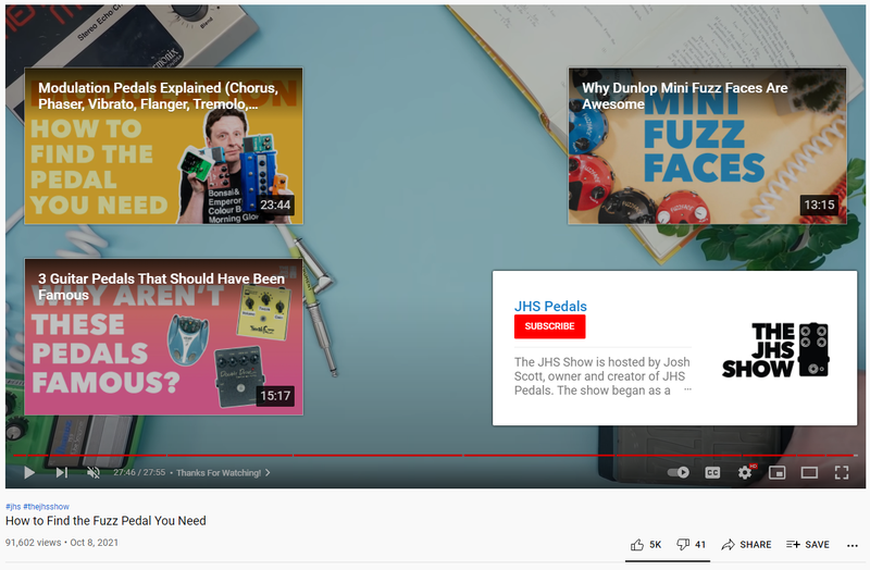 Esempio di screenshot di schede YouTube utilizzate alla fine di un video per promuovere la visualizzazione aggiuntiva e l