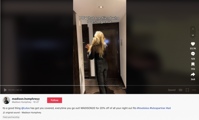   Captura de pantalla del influencer de TikTok promocionando Lulus.