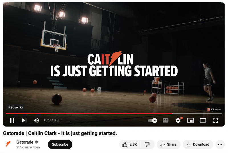   Un video di YouTube da Gatorade's Caitlin Clark is just getting started campaign that features the WNBA star shooting 3-point shots.