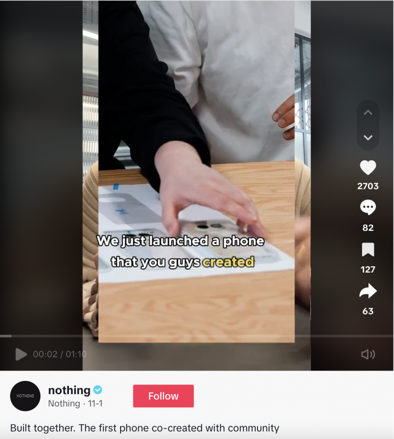   Nothing の TikTok ビデオでは、最新のリリースをコミュニティとどのように共同作成したかについて説明しています