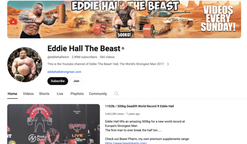   エディ・ホールは、英国の現在のフィットネスインフルエンサーの中で最も成功した YouTube チャンネルの 1 つを持っています。彼は、他の有名なスポーツ選手とのスパーリングビデオ、ワークアウト、食事チャレンジ、バイラルコンテンツなどを作成しています。