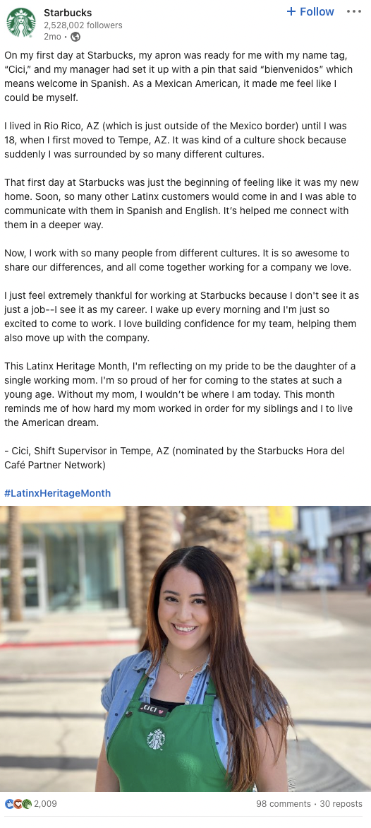   Starbucks LinkedIn の投稿で、従業員がメキシコ系アメリカ人として会社で働いた経験についての話を特集しています。