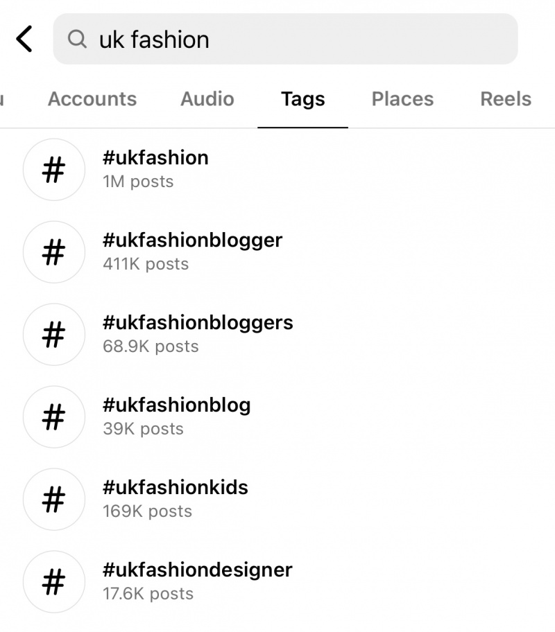   イギリスの検索を特徴とする Instagram のタグ検索画面。